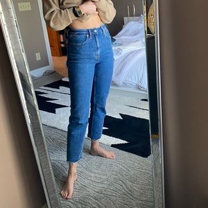 Abercrombie & Fitch High Rise Ankle Straight Jeans